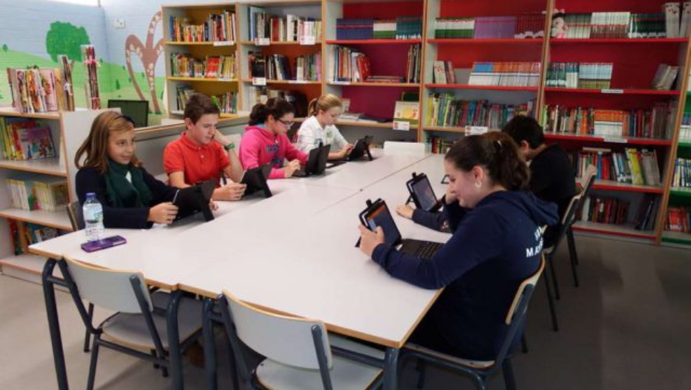 LA BIBLIOTECA DIGITAL DE LA CONSEJERÍA DE EDUCACIÓN Y EMPLEO LIBRARIUM ESTÁ NOMINADA A LOS PREMIOS ‘REGIOSTARS AWARDS CATEGORY 1’ DE LA UNIÓN EUROPEA, JUNTO A OTROS 34 PROYECTOS.